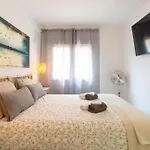 아파트 Penthouse 2bedroom W Rooftop Views