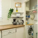Penthouse 2bedroom W Rooftop Views 아파트 *