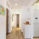 아파트 Penthouse 2bedroom W Rooftop Views *